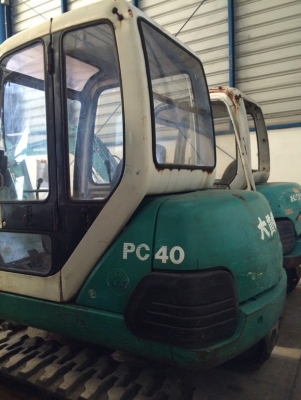 Komatsu PC40-7-23228 สภาพสวย ถึงไทยแล้ว ราคาถูกครับ