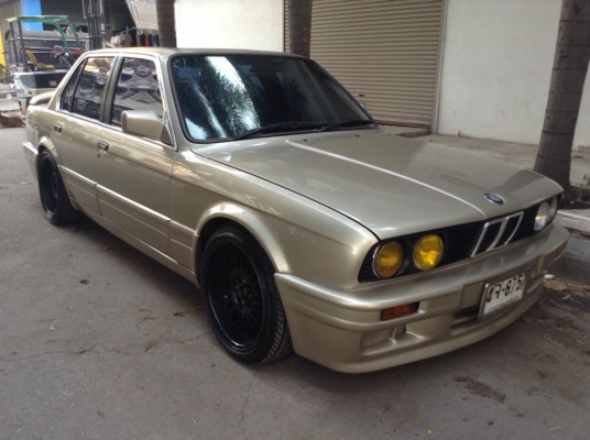 bmw e30 เครื่อง M40 ซันลูฟไฟฟ้า เเอร์เย็นเพลงเพราะ