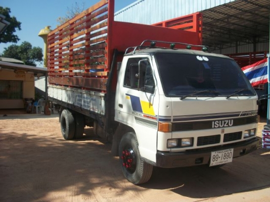 ISUZU NPR115 รถห้างแท้ เครื่องดี ขับดี ครัทซีสวย รถพร้อมใช้งาน