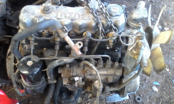 เครื่องอีซูซุ c190 เครื่องติด