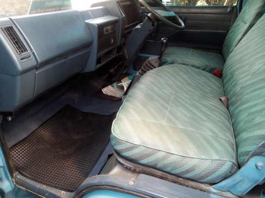 6 ล้อกลาง  ISUZU  NKR  110 แรงม้า  * ยาว 4.30 ม. *  รถสวยเดิม+สวยจริง+สภาพพร้อมใช้งาน * รถห้างแท้  *  มีเล่มพร้อมโอน *