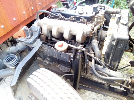 6 ล้อกลาง  ISUZU  NKR  110 แรงม้า  * ยาว 4.30 ม. *  รถสวยเดิม+สวยจริง+สภาพพร้อมใช้งาน * รถห้างแท้  *  มีเล่มพร้อมโอน *