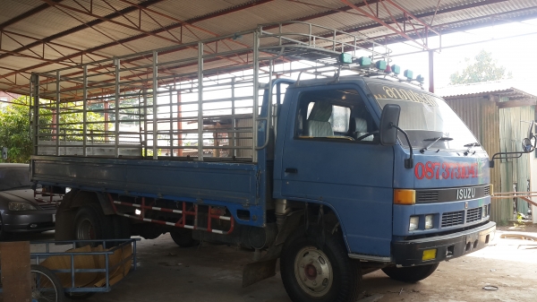 ขายเหมา รถบรรทุก 4 คัน 1,130,000 บาท ขายเหมา รถบรรทุก 4 คัน 1,130,000 บาท