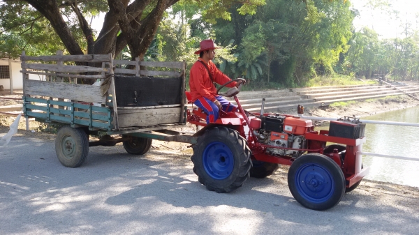 ขายรถนั้งขับรถกระแท้มีกะบะพร้อม