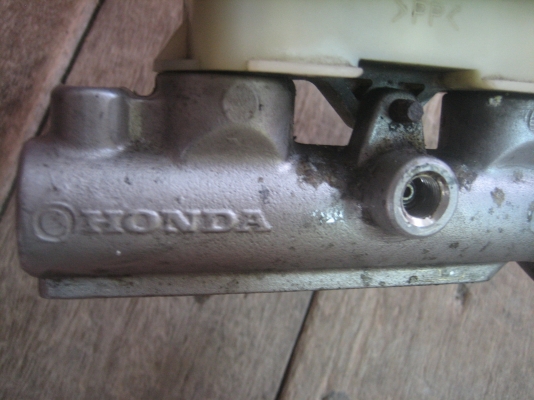 ขายแม่ปั้มเบรค ฮอนด้า