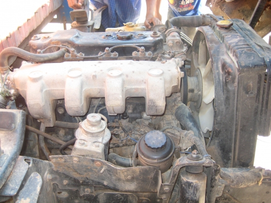 รายละเอียด ขายเครื่อง4BE1 110แรงม้าพร้อมเกียร์สภาพพอใช้งานและเฟืองท้าย115พร้อมเพลากลางแถมหม้อน้ำด้วยราคา50,000