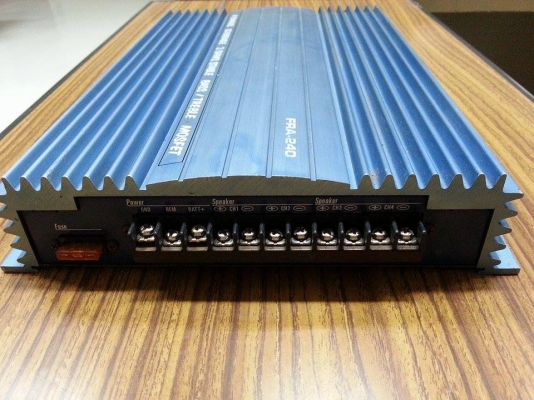 แอมป์ 4 แชลแนลเฟอรีส FRA-240