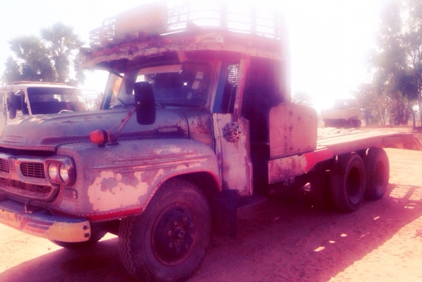 ISUZU TX 145 HP 6BB1 รถหัวยาวสิบล้อ 2 เพลา เทรลเลอร์ท้ายลาดขึ้นรถแบ็คโฮร PC 120,PC 150 ได้เลยครับไม่มีปัญหา เอกสารเล่มทะเบียนชุดโอนครบพร้อม เครื่องแรงดี ภายในเก๋งคอนโซลครบ พวงมาลัยเพาเวอร์ ช่วงล่างแน่น พร้อมลากพร้อมบรรทุกได้เลย ราคาต่อรองได้ครับ