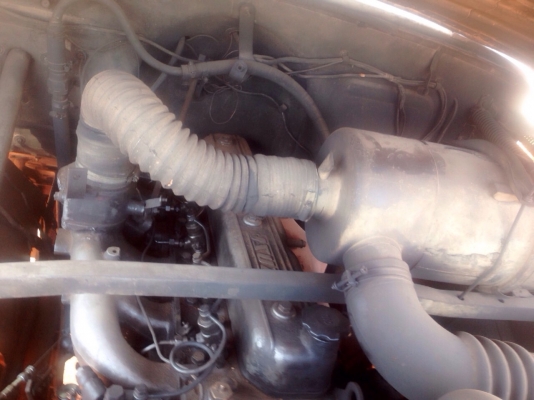 ISUZU TX 145 HP 6BB1 รถหัวยาวสิบล้อ 2 เพลา เทรลเลอร์ท้ายลาดขึ้นรถแบ็คโฮร PC 120,PC 150 ได้เลยครับไม่มีปัญหา เอกสารเล่มทะเบียนชุดโอนครบพร้อม เครื่องแรงดี ภายในเก๋งคอนโซลครบ พวงมาลัยเพาเวอร์ ช่วงล่างแน่น พร้อมลากพร้อมบรรทุกได้เลย ราคาต่อรองได้ครับ