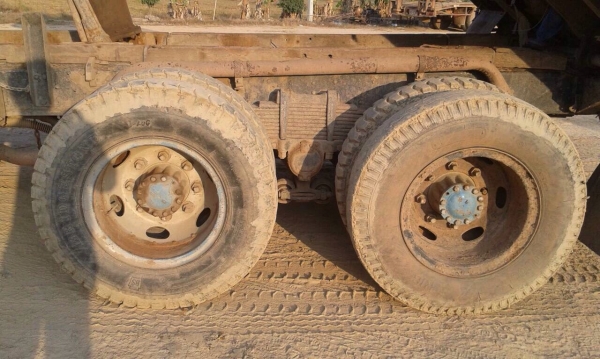 ขายรถบรรทุกสิบล้อหน้ายาวดัมพ์ เครื่อง 6BG-175 แรง 2 เพลา ช่วงล่าง 200 เกียร์ HO สโลด์ F ขายรถบรรทุกสิบล้อหน้ายาวดัมพ์ เครื่อง 6BG-175 แรง 2 เพลา ช่วงล่าง 200 เกียร์ HO สโลด์ F