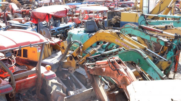 โปรโมชั่นรับปีใหม่ โล็ะไปเลยรถขุดราคาพิเศษน้องร็อคจัดเต็มอีกแล้ว