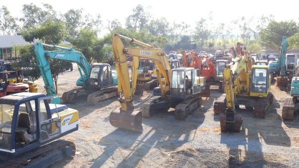 โปรโมชั่นรับปีใหม่ โล็ะไปเลยรถขุดราคาพิเศษน้องร็อคจัดเต็มอีกแล้ว