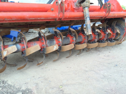 ขายโรตาลีตราช้างคูโบต้า182เมตรสภาพสวยมากๆครับ