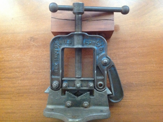 ขายปากกาจับท่อแป๊ป แบบตั้งโต๊ะ  ANTIQUE VINTAGE REX