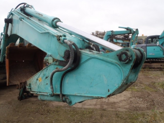 รถขุด Kobelco SK200-6ES #YN10-40374 นำเข้าเองจากญี่ปุ่น สนใจโทร. 080-6565422 (หนิง)