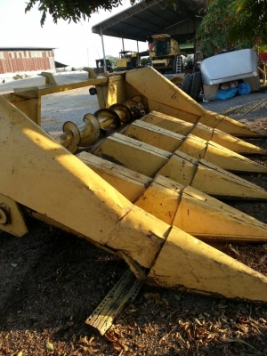 หัวตัดข้าวโพด จอนเดียร์ 5 ร่อง พับได้