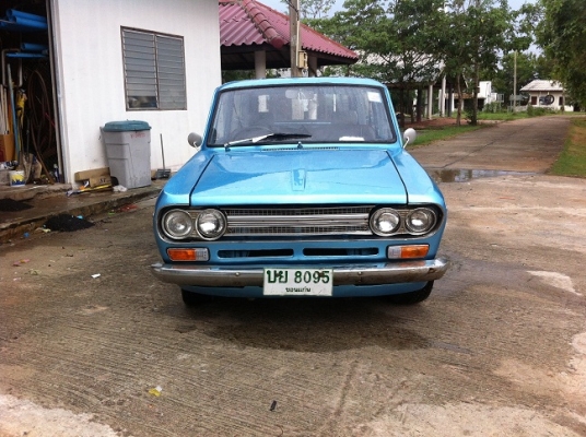 ขายดัทสัน 521 แวน