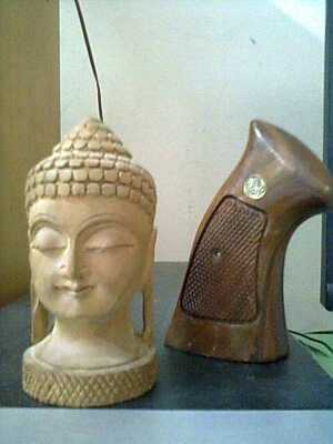 เศรียรไม้สักแกะสลักสวย