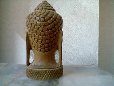 เศรียรไม้สักแกะสลักสวย