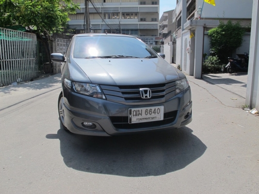 CITY 1.5 ปี 2009 ติด LPG ออกรถ 20,000