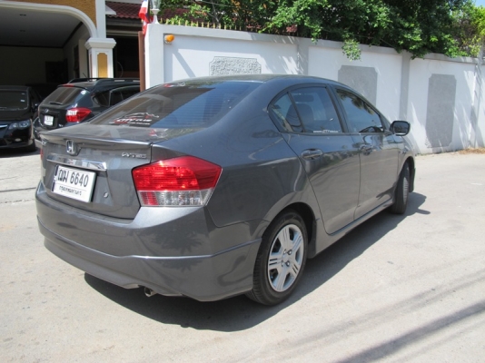 CITY 1.5 ปี 2009 ติด LPG ออกรถ 20,000