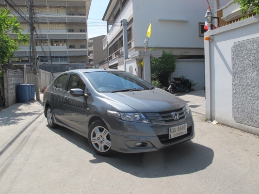 CITY 1.5 ปี 2009 ติด LPG ออกรถ 20,000