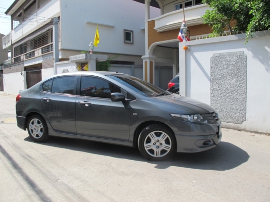 CITY 1.5 ปี 2009 ติด LPG ออกรถ 20,000