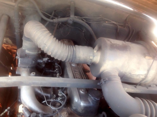 ***ขายแล้วครับขอบคุณ Truck2hand ขาย10ล้อ2เพลา ท้ายลาดขึ้นแบคโฮ100/120/150 ISUZU TX 6BB1-145HP เครื่องเดิม เกียร์เดิม แน่นดี แรงดี เครื่องอึด ทน ไม่จุกจิก เกียร์ดี ไม่หลุด ช่วงล่างเดิมๆ คัสซีดี มีบวมบ้าง ตามอายุ สโลวกลางครบ 2เพลาเดิม(เพลาก่าย) หางสภาพโอเค ***ขายแล้วครับขอบคุณ Truck2hand ขาย10ล้อ2เพลา ท้ายลาดขึ้นแบคโฮ100/120/150 ISUZU TX 6BB1-145HP เครื่องเดิม เกียร์เดิม แน่นดี แรงดี เครื่องอึด ทน ไม่จุกจิก เกียร์ดี ไม่หลุด ช่วงล่างเดิมๆ คัสซีดี มีบวมบ้าง ตามอายุ สโลวกลางครบ 2เพลาเดิม(เพลาก่าย) หางสภาพโอเค