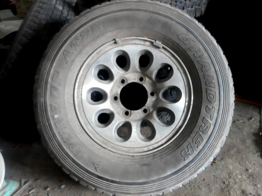 ขายยาง+แม๊ก ปาเจโร่และฟอจูนเนอร์ครับ