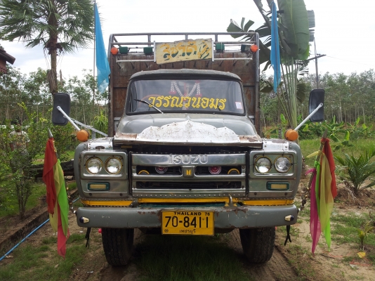 ขายสิบล้อหน้ายาวเพลาเดียวช่วงล่างใหญ่รถสวยมากเลยครับพร้อมใช้พร้อมโอน