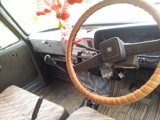 ขายสิบล้อหน้ายาวเพลาเดียวช่วงล่างใหญ่รถสวยมากเลยครับพร้อมใช้พร้อมโอน