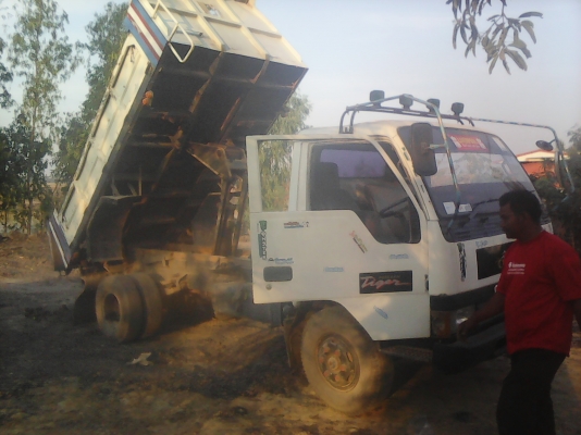 หกล้อดั้ม มิตรซู แคนเตอร์ 115แรง สภาพพร้อมใช้งาน ทะเบียนพร้อมใช้