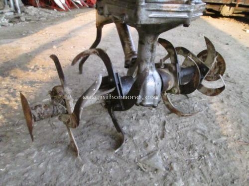 เครื่องพรวนดิน      HONDA     F200   รหัสสินค้า : 14002139  หรือเพิ่มเติมไดที่ www.nihonmono.com