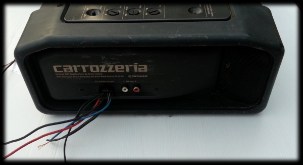 Pioneer Subwoofer TS-LX100 แอมป์ในตัว มือสองญี่ปุ่น