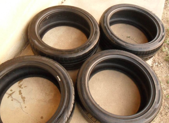 ยางขอบ17(4เส้น2,400บ)โตโย 215-45 R17ลงพื้นปี12 ยางขอบ17(4เส้น2,400บ)โตโย 215-45 R17ลงพื้นปี12