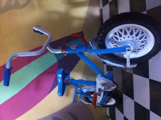 รถเด็กน้อย รถเด็กน้อย