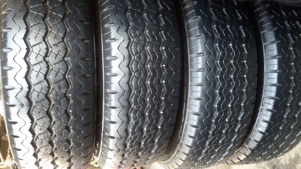 ขายล้อขอบ15 5รูพร้อมยาง215 70 15ปี14ชุดละ11500 ขายล้อขอบ15 5รูพร้อมยาง215 70 15ปี14ชุดละ11500