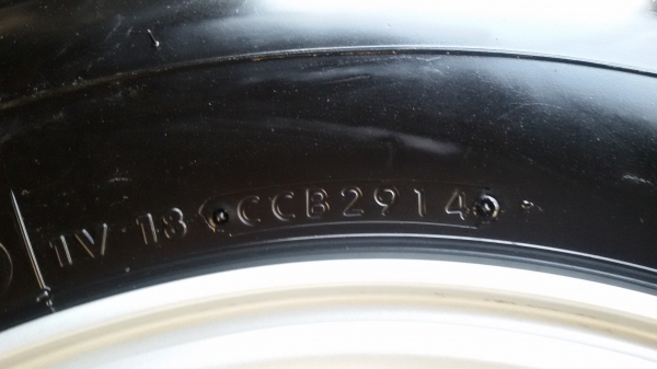 ขายล้อขอบ15 5รูพร้อมยาง215 70 15ปี14ชุดละ11500 ขายล้อขอบ15 5รูพร้อมยาง215 70 15ปี14ชุดละ11500