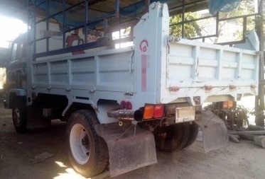 ISUZU ROCKY 175 HP 6BG1 หกล้อดั๊มพ์ หัวเก๋งแล็ปลายอย่างสวยภายในเก๋งคอนโซลสวย แอร์ พวงมาลัยเพาเวอร์ ระบบเบรคทริ๊ปฟี้ครบ เครื่องแรงดีไม่เยิ้ม ช่วงล่างคัชซีสวยตลอดทั้งเส้น ยาง 8.25 ขอบ 16 สภาพดี 70\% พร้อมใช้งาน เอกสารทะเบียนครบพร้อม ราคาต่อรองได้ครับ ISUZU ROCKY 175 HP 6BG1 หกล้อดั๊มพ์ หัวเก๋งแล็ปลายอย่างสวยภายในเก๋งคอนโซลสวย แอร์ พวงมาลัยเพาเวอร์ ระบบเบรคทริ๊ปฟี้ครบ เครื่องแรงดีไม่เยิ้ม ช่วงล่างคัชซีสวยตลอดทั้งเส้น ยาง 8.25 ขอบ 16 สภาพดี 70\% พร้อมใช้งาน เอกสารทะเบียนครบพร้อม ราคาต่อรองได้ครับ