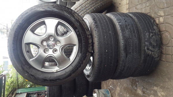 วีโก้ขอบ16 พร้อมยาง215 65 16 ปี13