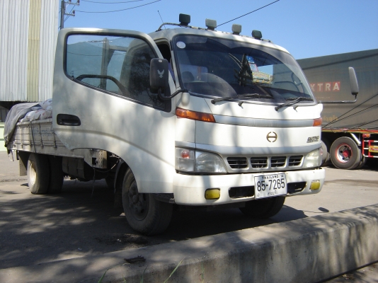 ขายดาวน์รถหกล้อ 130 แรง ราคาา 100000 บาท โทร 0843376760