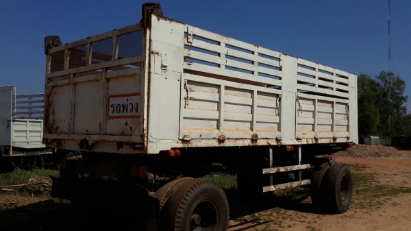 ขายด่วนลูกพ่วงสองเพลาดั้มปี46สภาพพร้อมใช้งานครัสชีสวยยางเต็ม