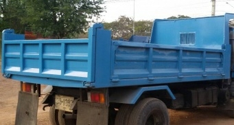 หกล้อ อีซูซุ NPR115ดั้ม สภาพดีพร้มใช้งาน ทะเบียนพร้อม ราคา459000บ คุยได้เด้อ