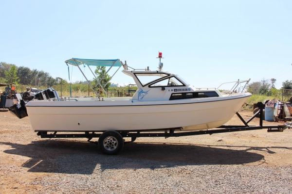 ขายเรือญี่ปุ่น ขนาด 22 ฟุต พร้อมเครื่อง MERCURY 135 แรง