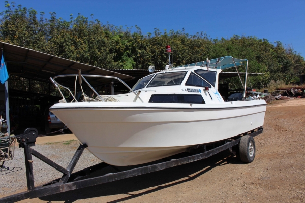 ขายเรือญี่ปุ่น ขนาด 22 ฟุต พร้อมเครื่อง MERCURY 135 แรง