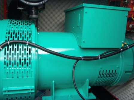 เครื่องปั่นไฟMITSUBISHI 200 Kva.mad in japanรับประกัน 12 เดือน