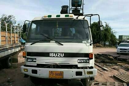 ขายด่วนรถสิบสองล้อเครื่อง270เเรงเงี้ยบ6ตันกระบะยาว7.5เมตรรถประกอบนอก