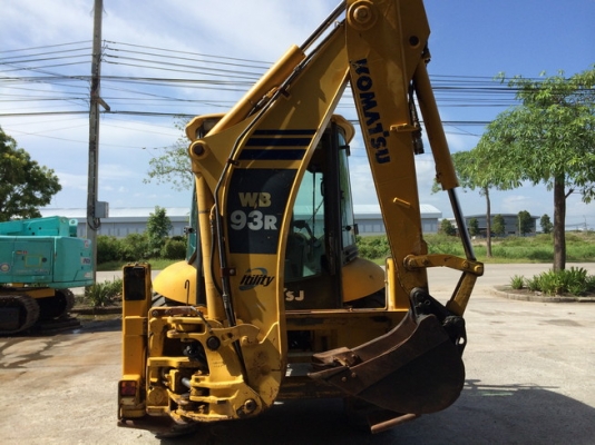 ราคาพิเศษ Komatsu WB93R-5 ปี 2007 นำเข้ามาจากอิตาลี ไม่แพงครับ