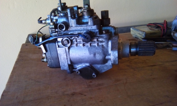 ขายปั้มหัวฉีดเครื่อง 14 b โตโยต้า 12มิล