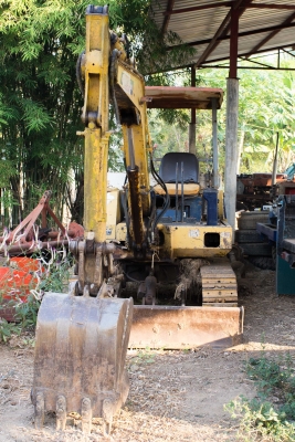 รถแบคโฮ komatsu PC30 รุ่น 6